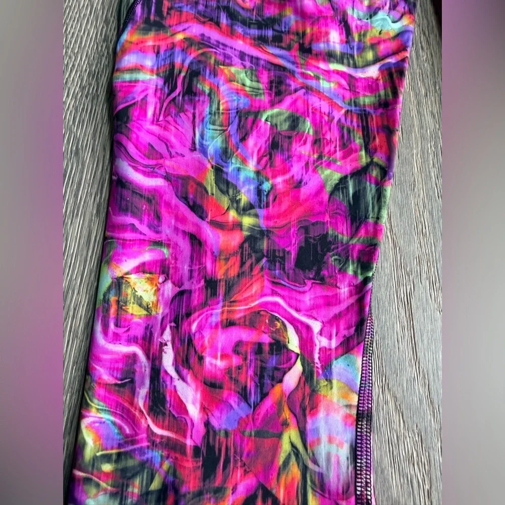 Lululemon Fast and Free HR Tight *Reflective in Hyper Flow Pink Multi Size 4